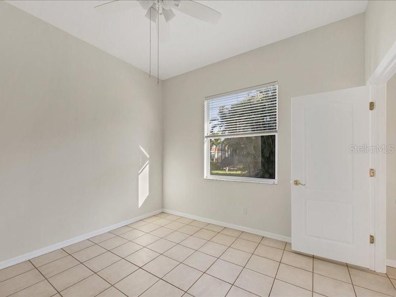 Image 18 of 33 For 4705 Sweetmeadow Circle