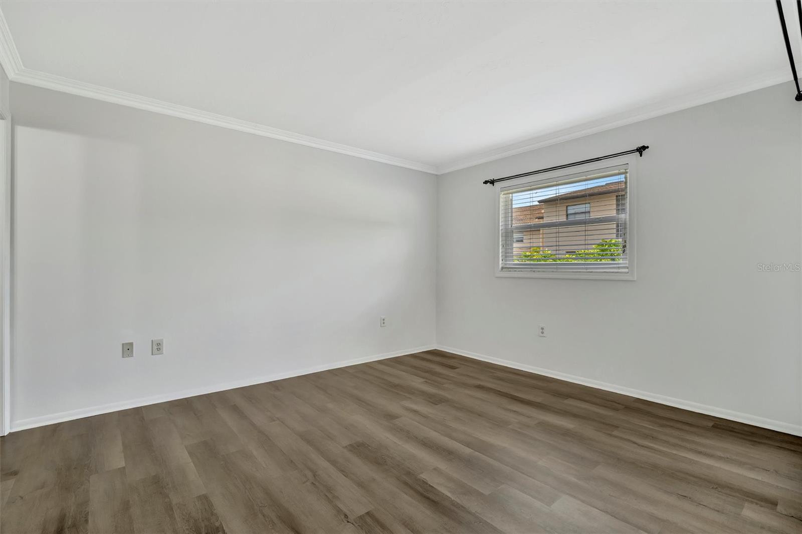 Image 22 of 34 For 7257 Cloister Drive 113