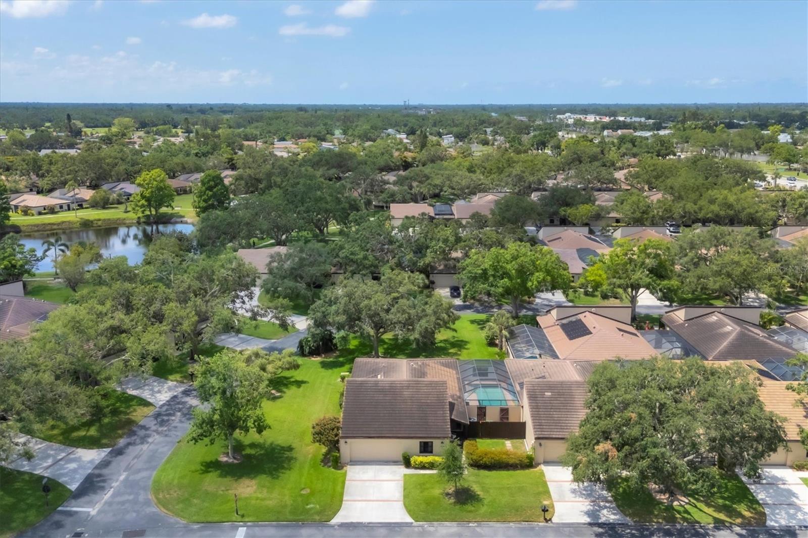 Image 3 of 51 For 3698 Glen Oaks Manor Drive