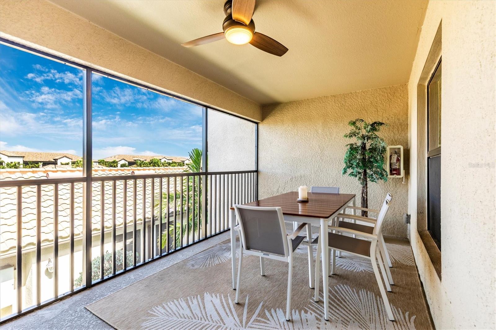 Image 10 of 83 For 5711 Palmer Circle 206