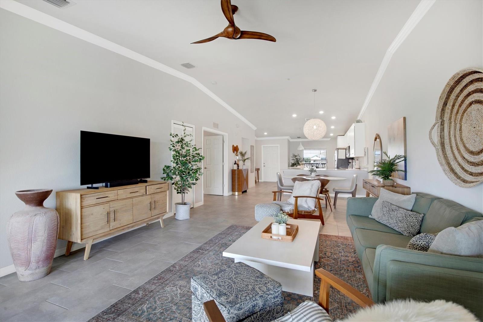 Image 22 of 83 For 5711 Palmer Circle 206