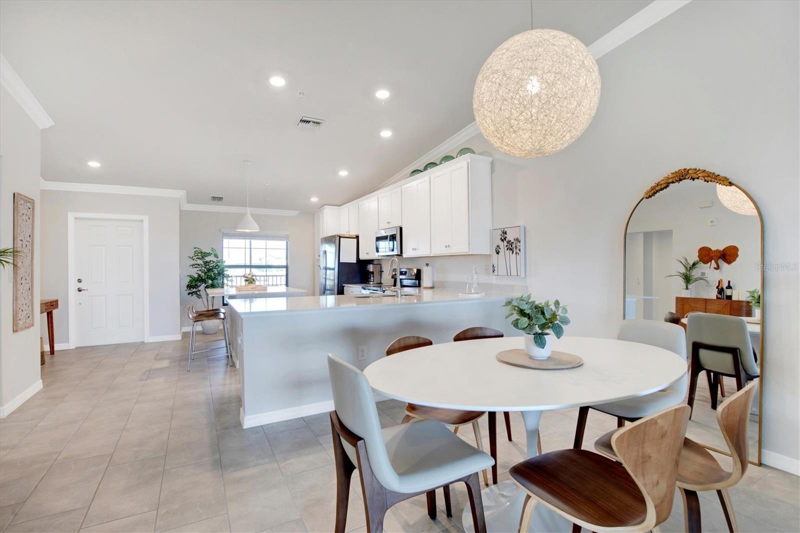 Image 23 of 83 For 5711 Palmer Circle 206