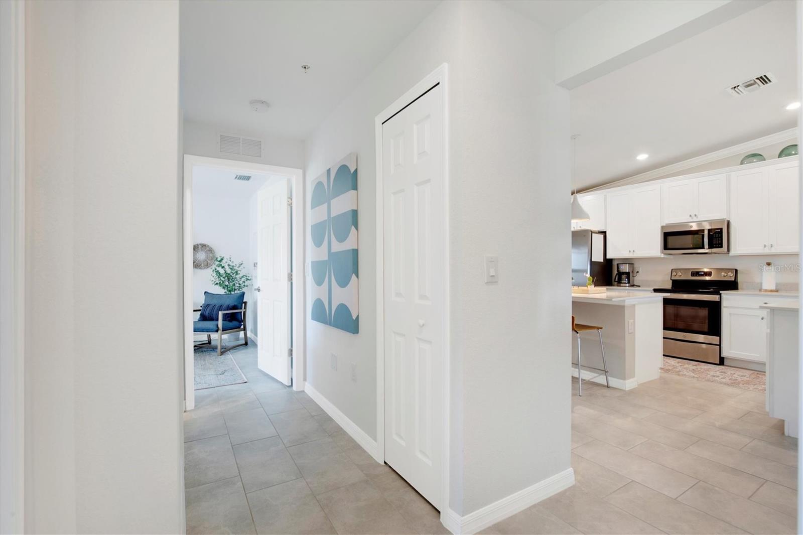 Image 31 of 83 For 5711 Palmer Circle 206