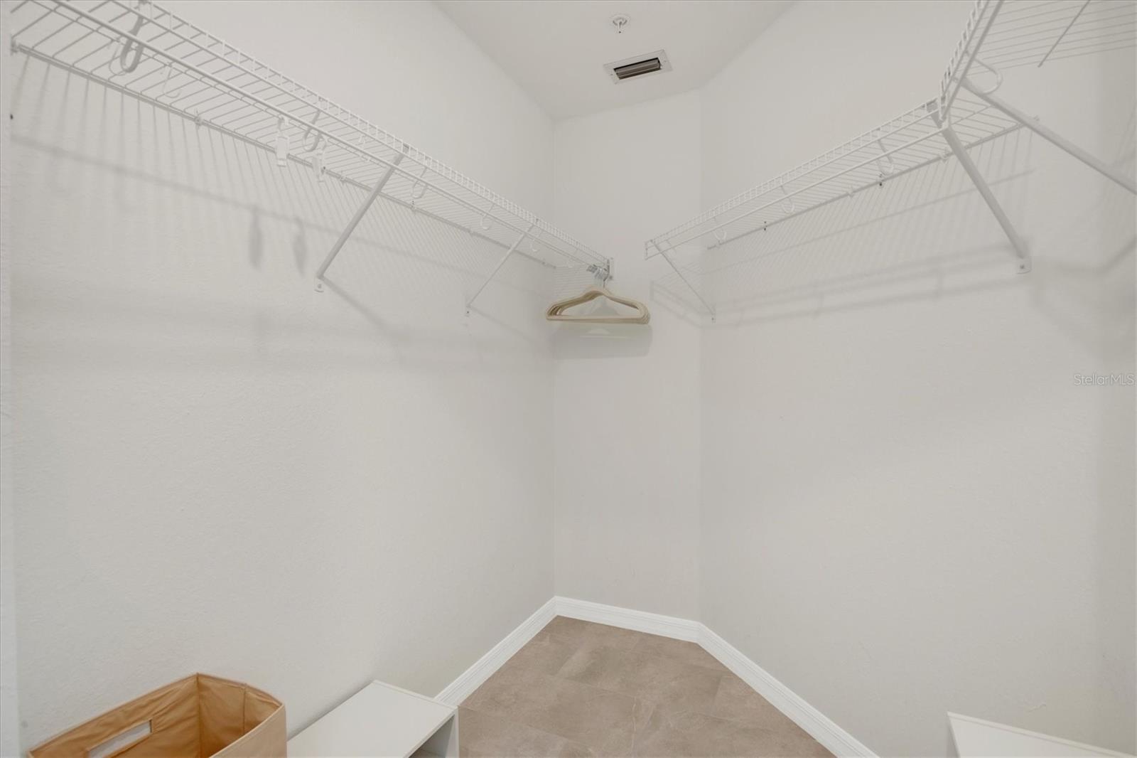 Image 42 of 83 For 5711 Palmer Circle 206