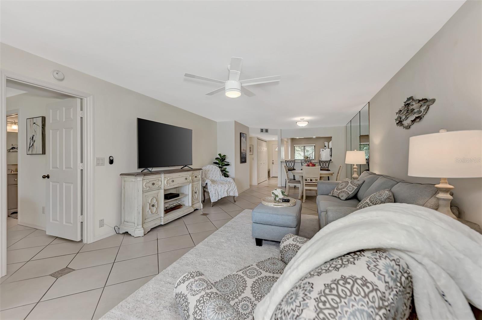 Image 15 of 57 For 5489 Ashton Lake Drive 5489