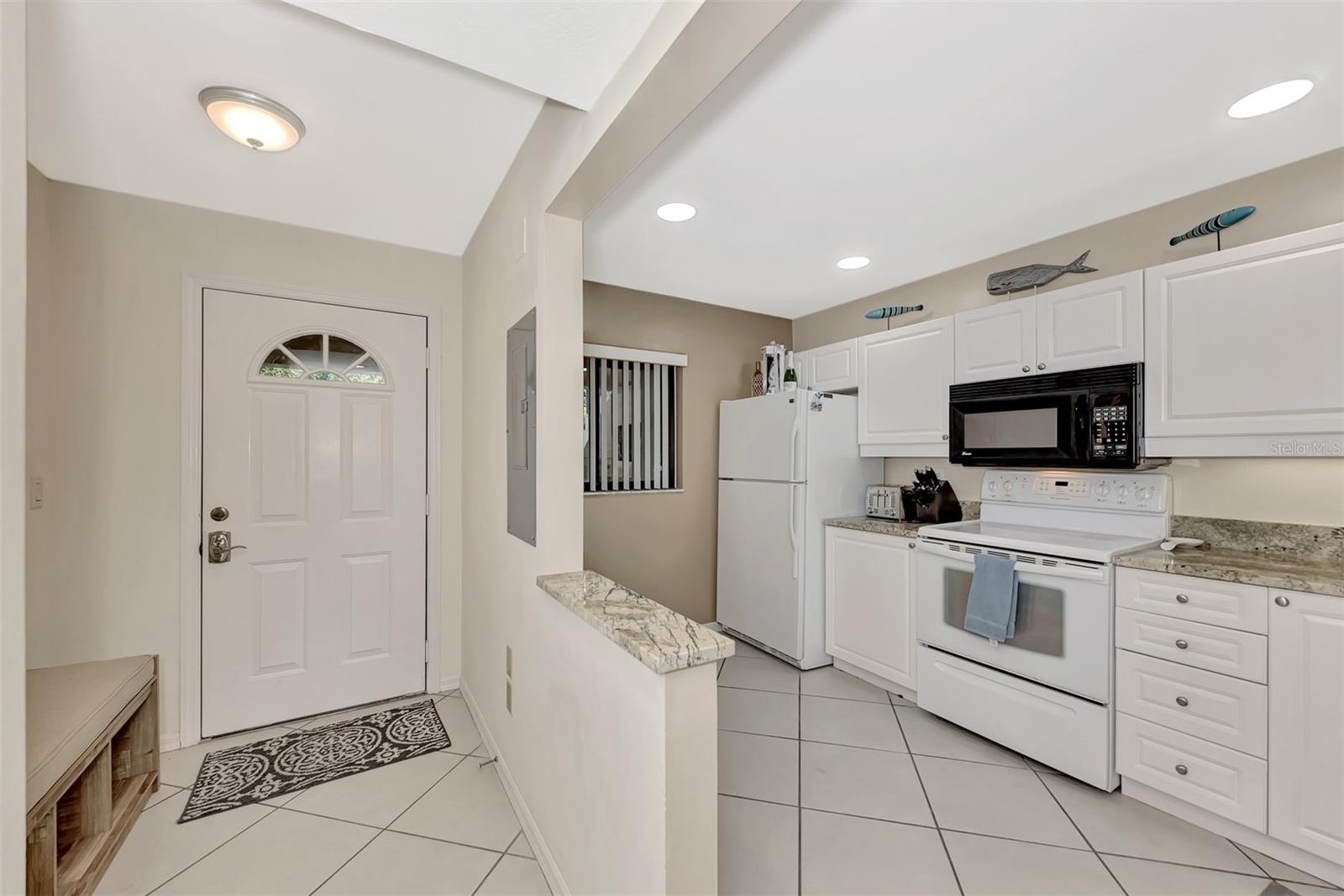 Image 20 of 57 For 5489 Ashton Lake Drive 5489
