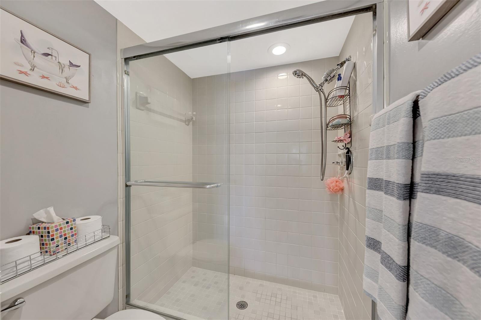 Image 30 of 57 For 5489 Ashton Lake Drive 5489