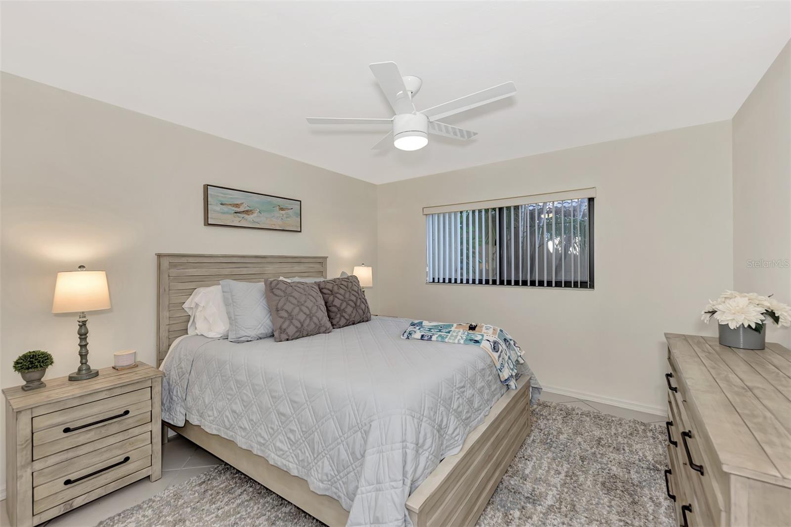 Image 33 of 57 For 5489 Ashton Lake Drive 5489