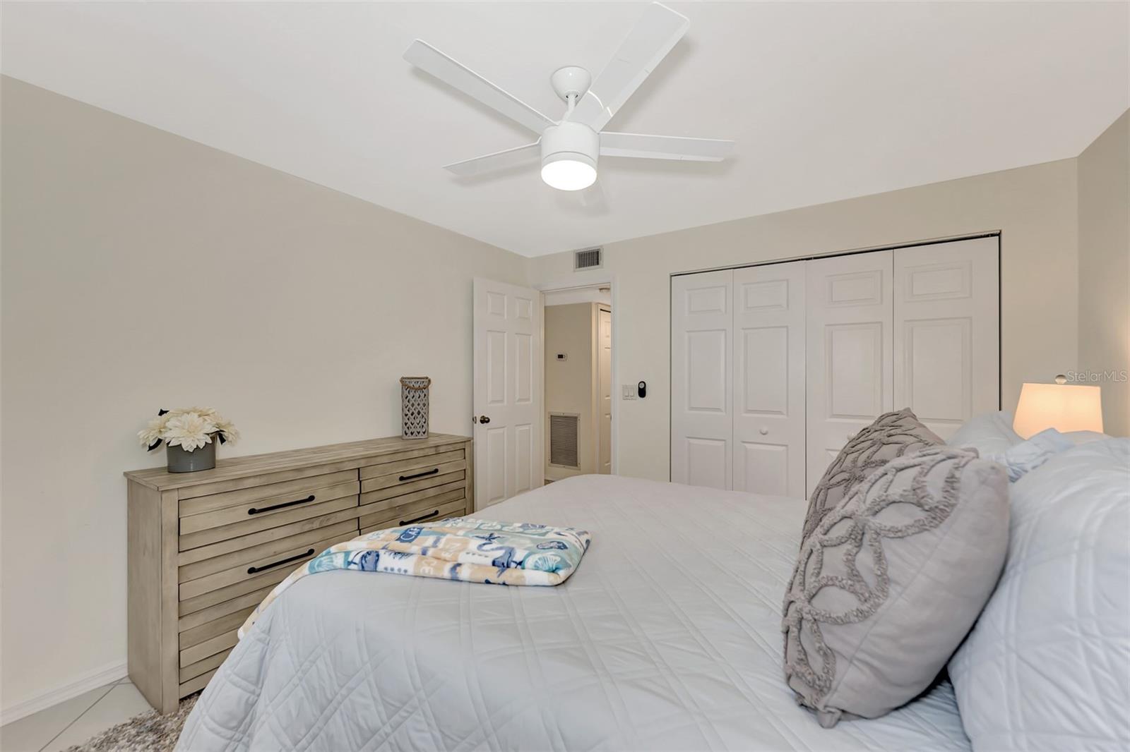Image 34 of 57 For 5489 Ashton Lake Drive 5489