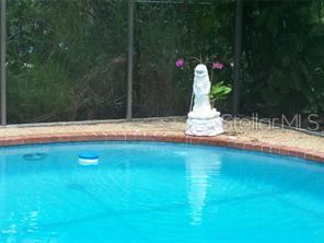 Image 8 of 19 For 208 Whispering Oaks Court