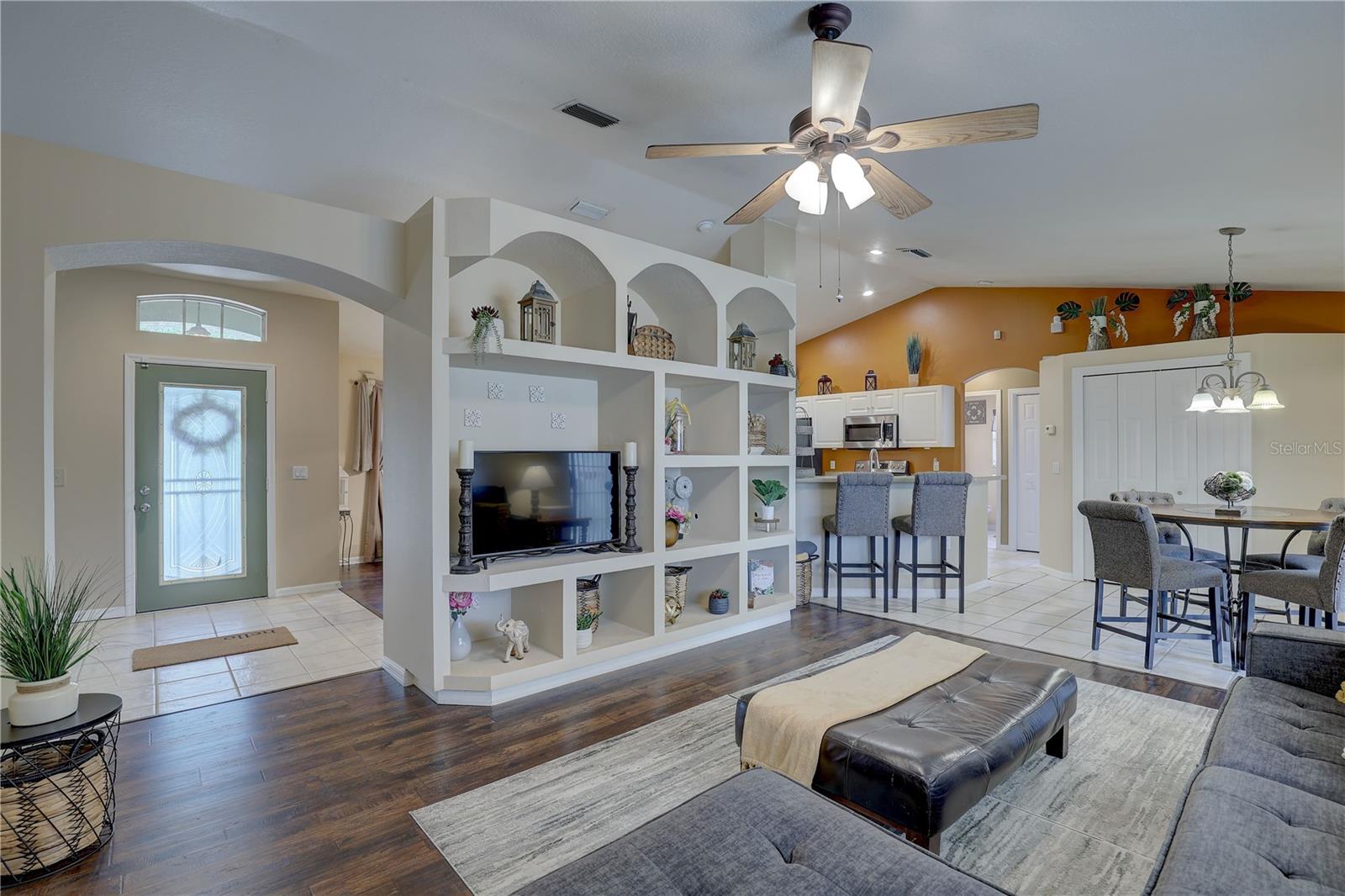 Image 12 of 40 For 12805 Raysbrook Drive