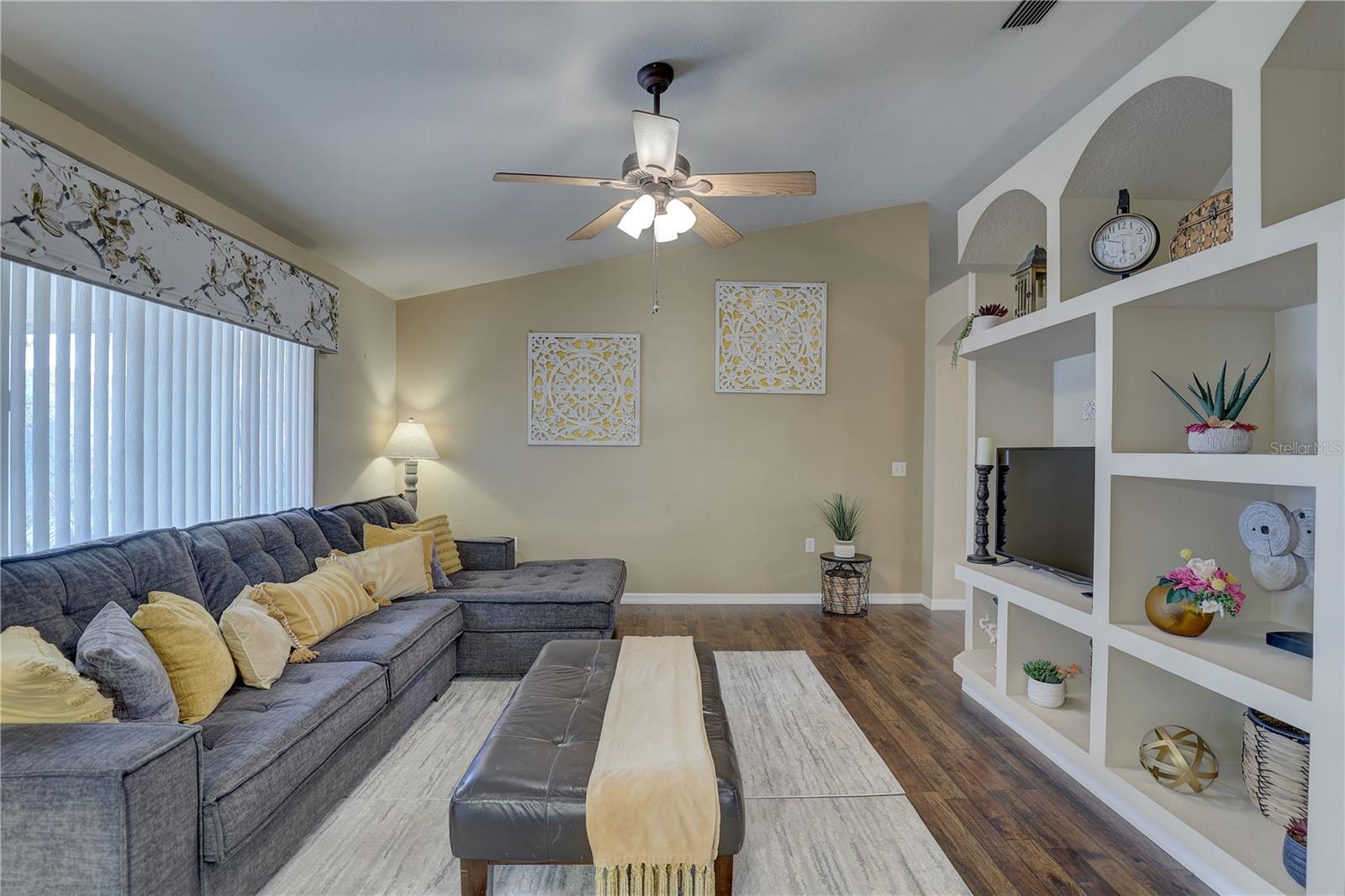 Image 14 of 40 For 12805 Raysbrook Drive