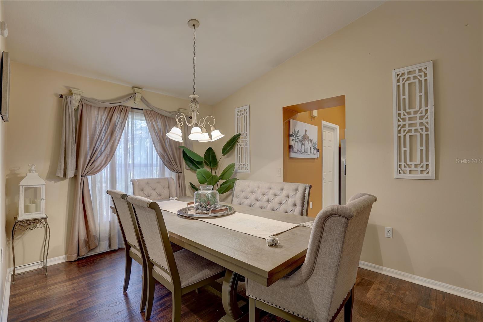 Image 16 of 40 For 12805 Raysbrook Drive