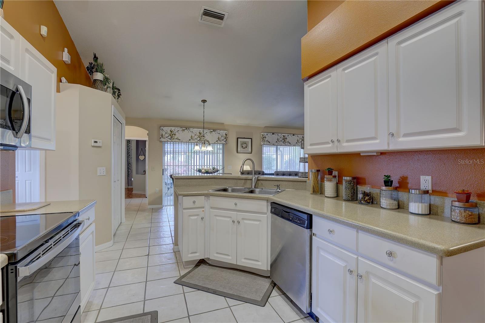 Image 22 of 40 For 12805 Raysbrook Drive