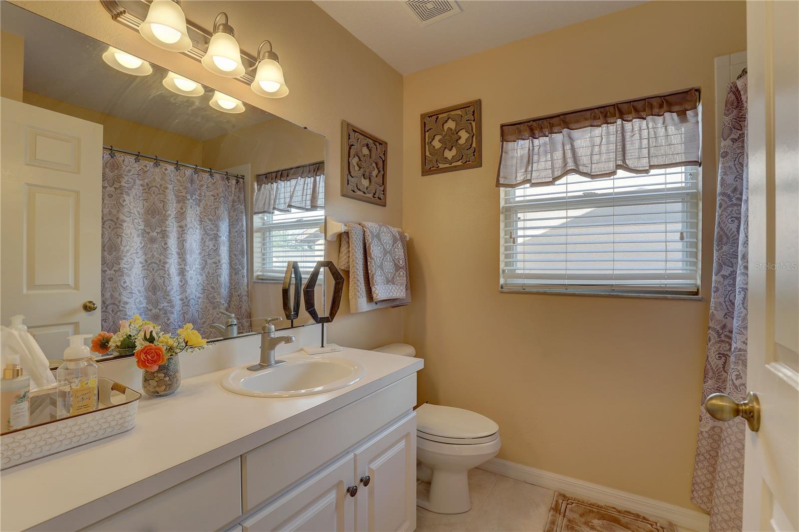 Image 36 of 40 For 12805 Raysbrook Drive