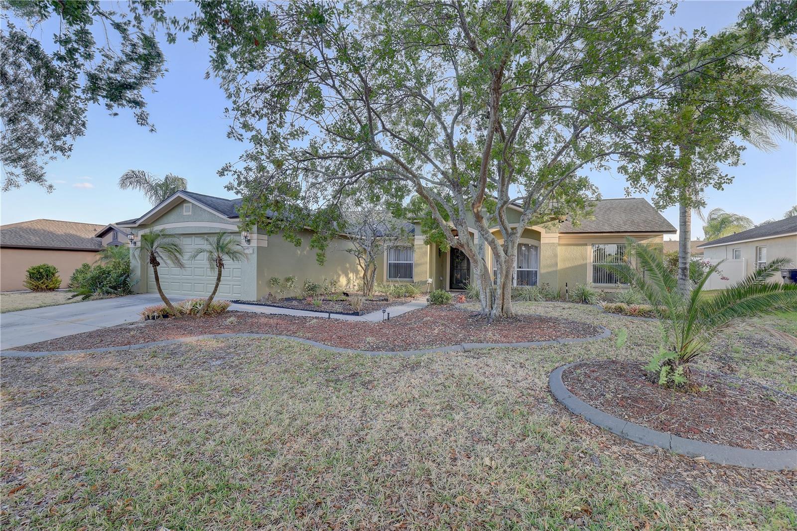 Image 6 of 40 For 12805 Raysbrook Drive
