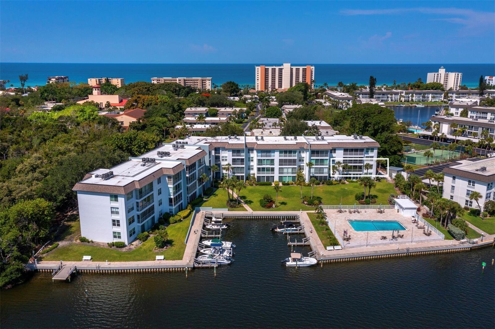 Details for 565 Sutton Place, LONGBOAT KEY, FL 34228