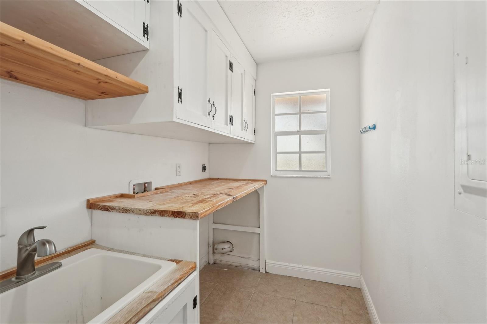 Image 16 of 53 For 28706 102nd Drive E