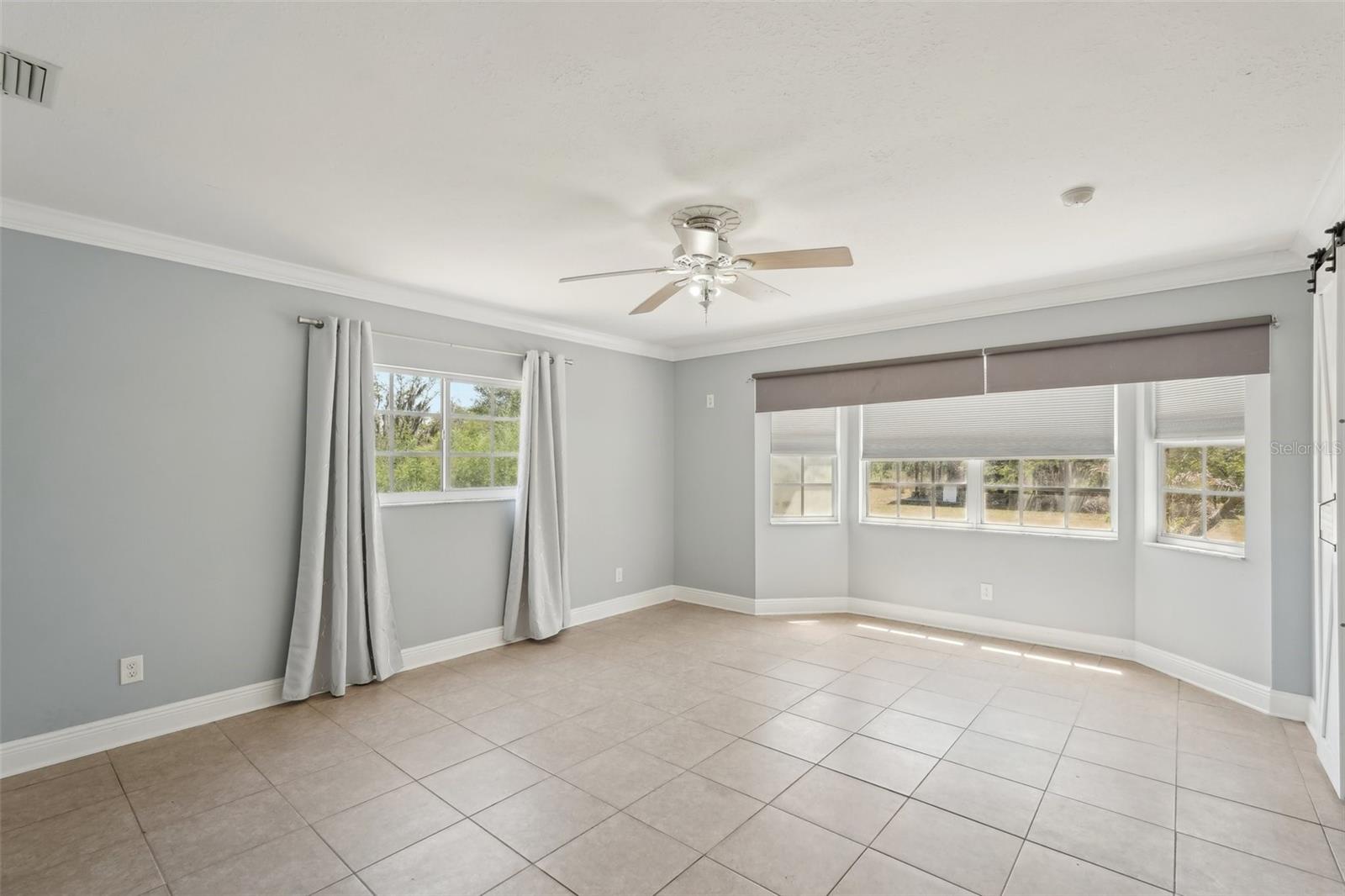Image 21 of 53 For 28706 102nd Drive E