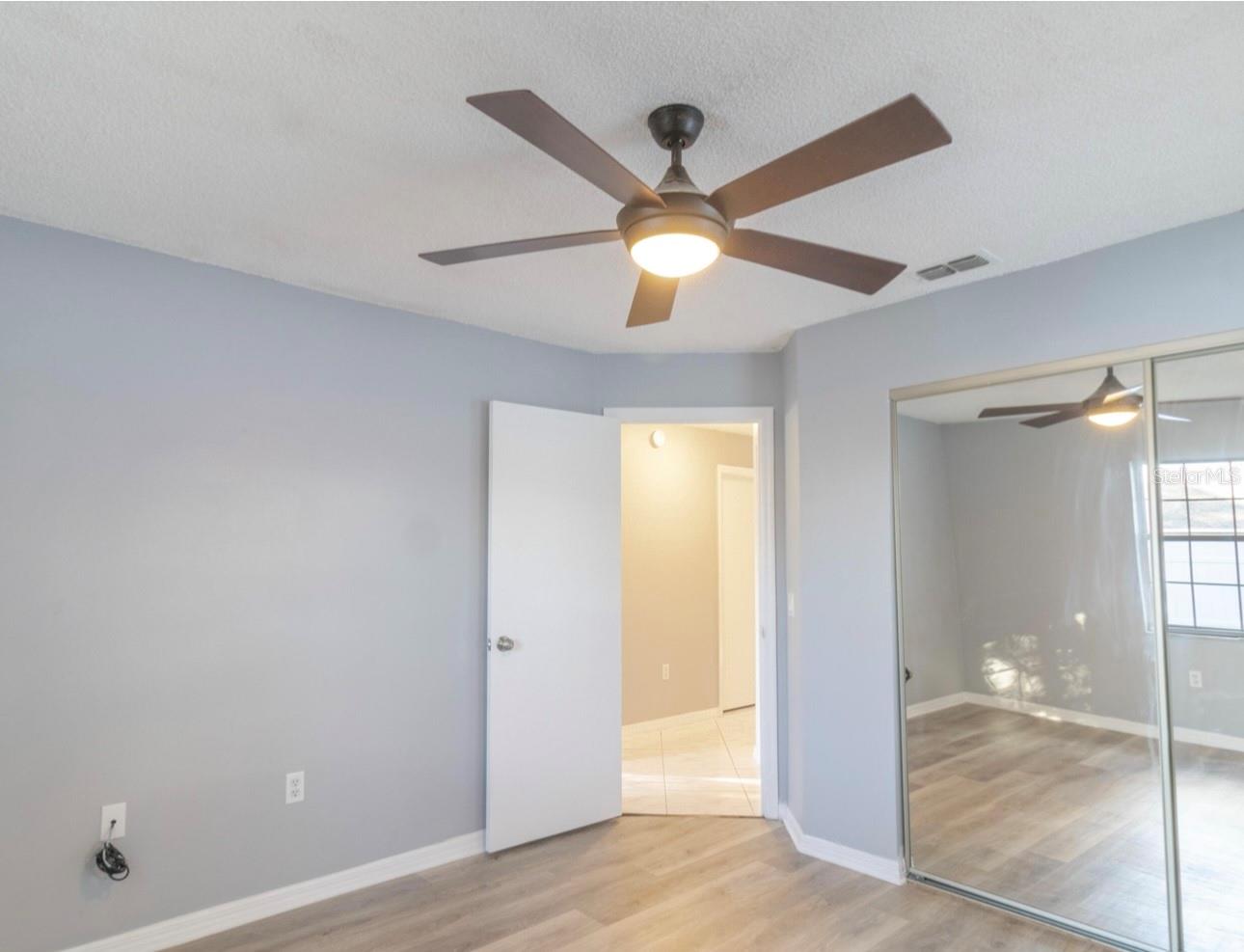 Image 13 of 24 For 3955 139th Street Road