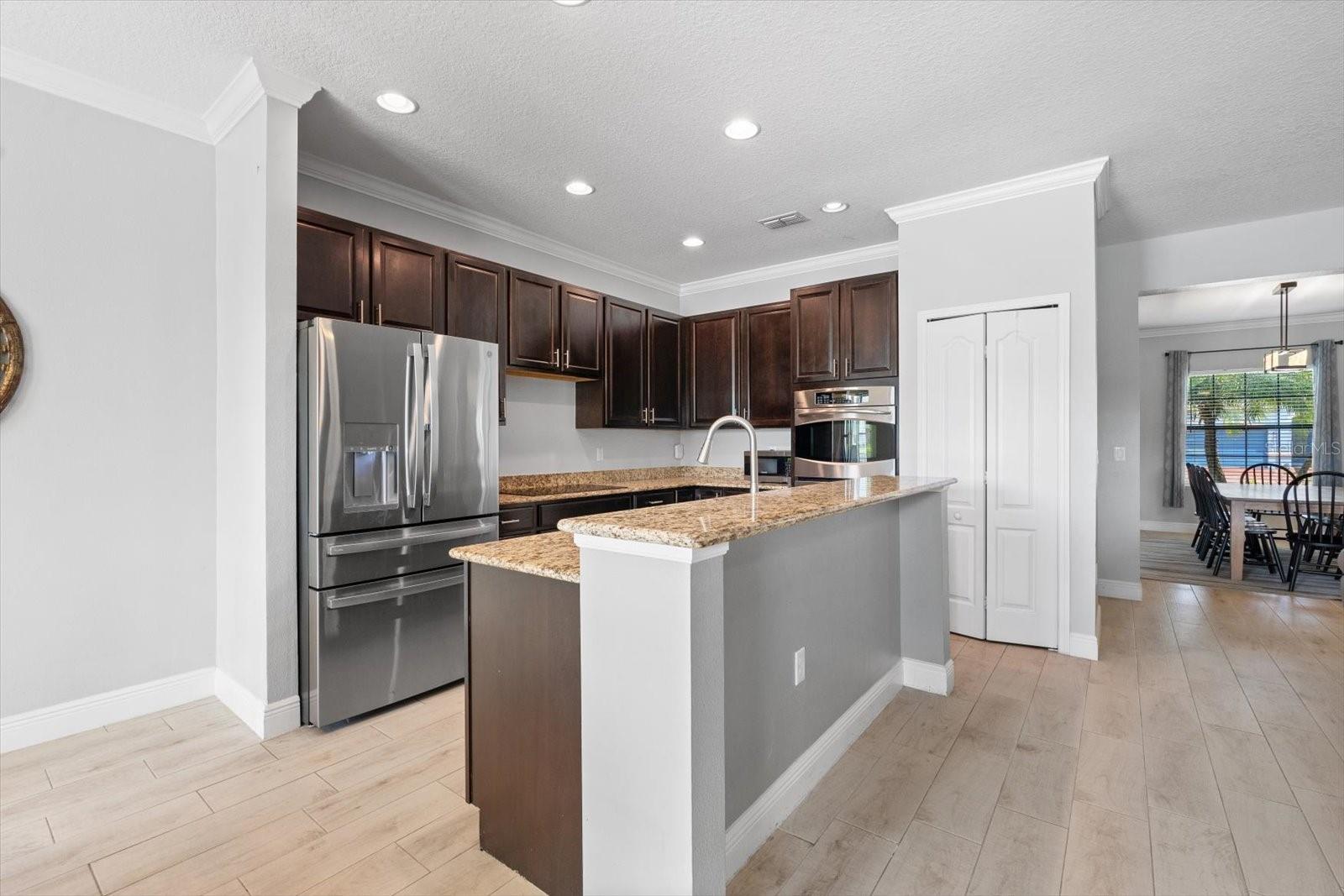 Image 16 of 54 For 2254 50th Street Circle E