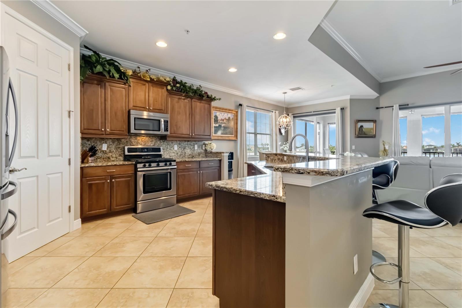 Image 19 of 51 For 1109 Riverscape Street