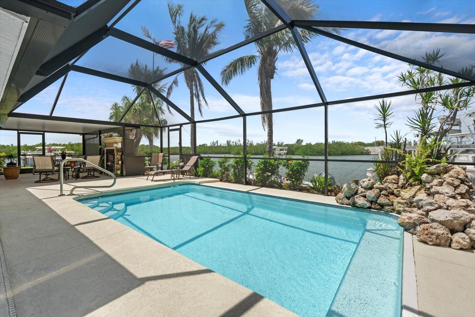 Image 30 of 51 For 10432 Sandpiper Road W
