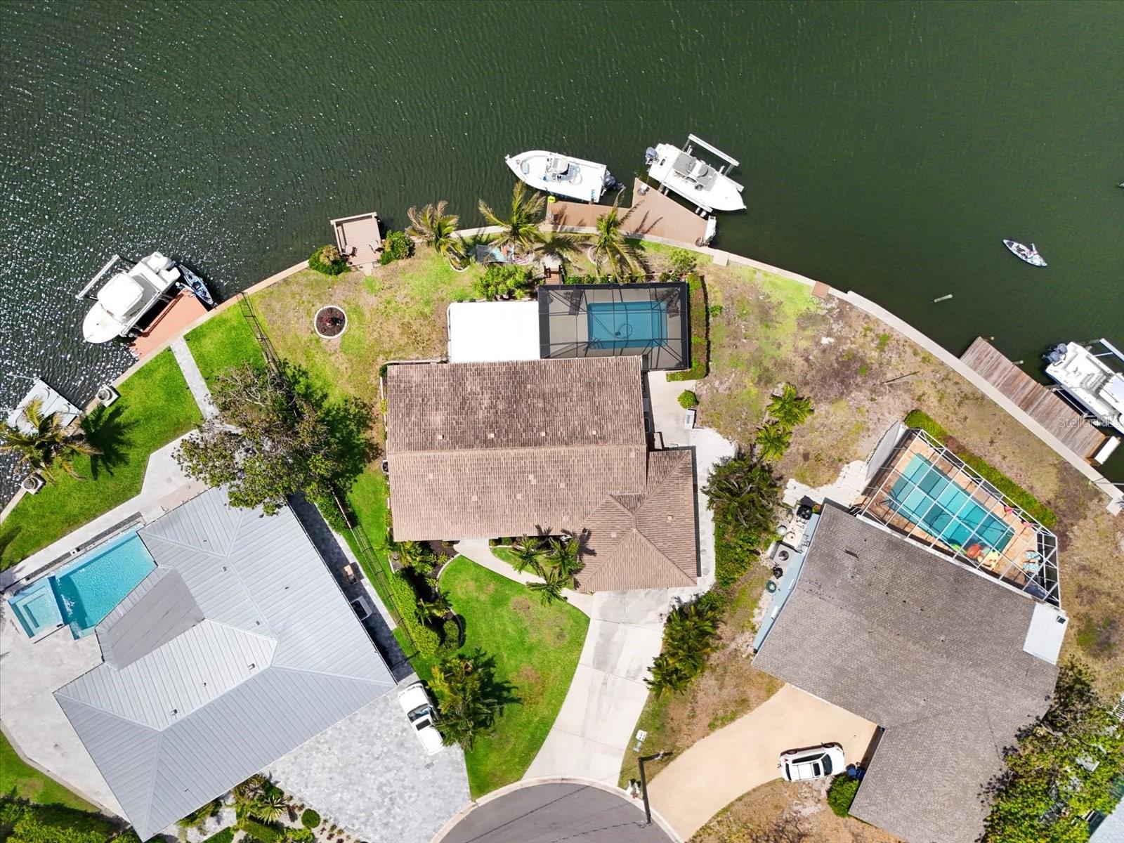 Image 39 of 51 For 10432 Sandpiper Road W