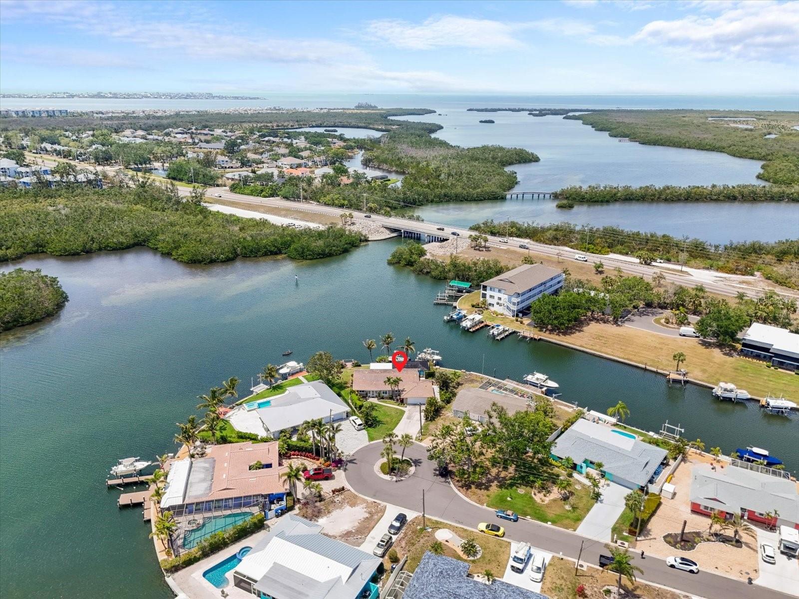 Image 47 of 51 For 10432 Sandpiper Road W