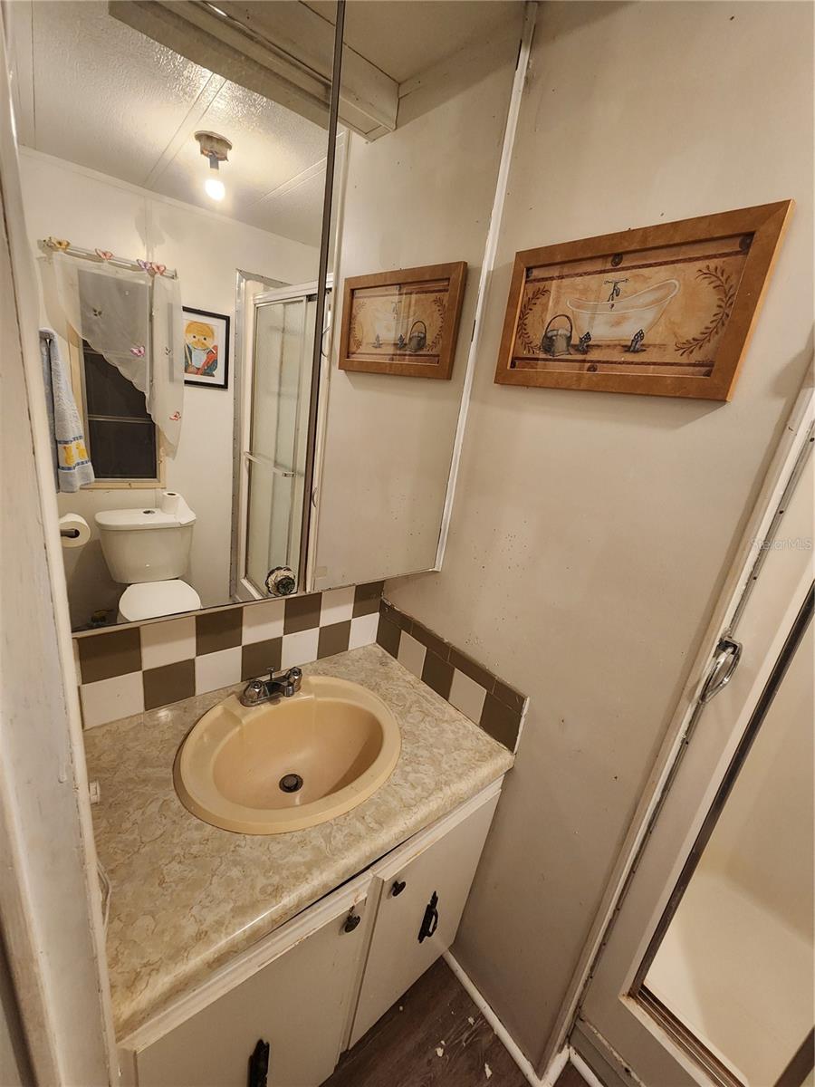 Image 26 of 39 For 808 53rd Avenue E 229