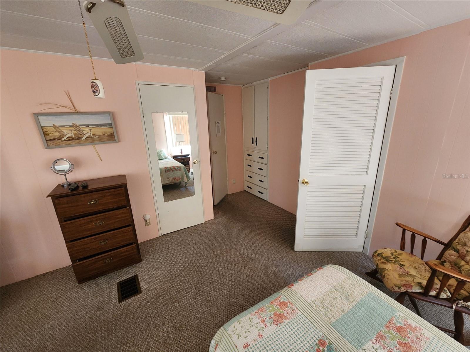 Image 32 of 39 For 808 53rd Avenue E 229