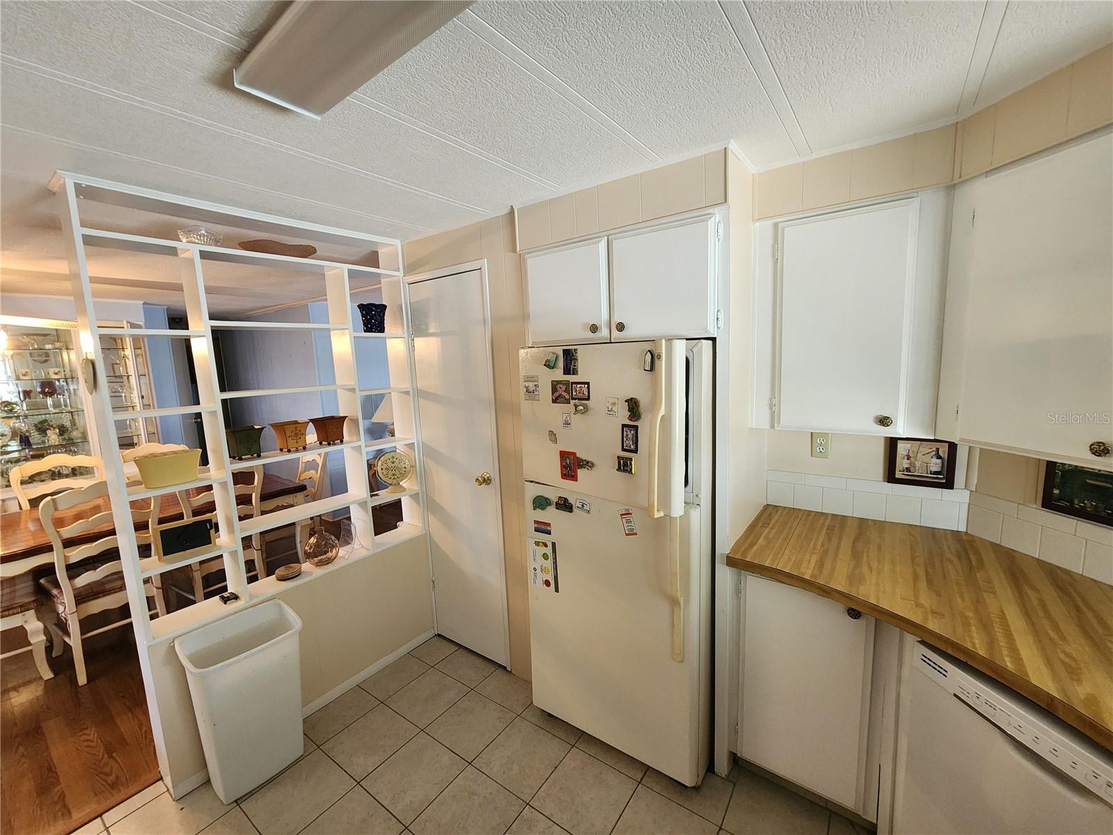 Image 5 of 39 For 808 53rd Avenue E 229