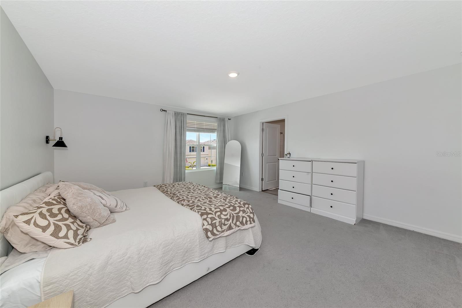 Image 23 of 56 For 2969 Great Abaco Way