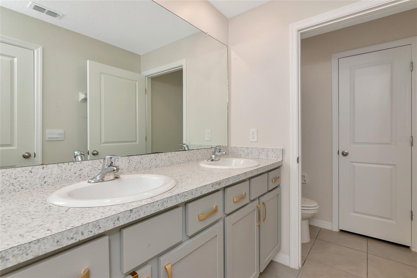 Image 24 of 56 For 2969 Great Abaco Way