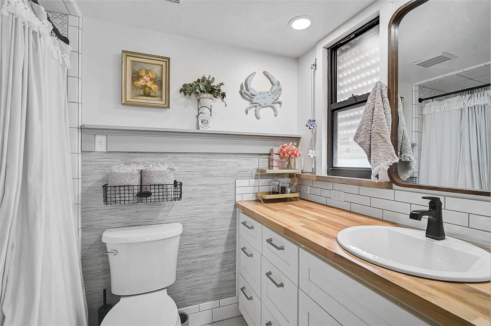 Image 23 of 53 For 801 5th Street
