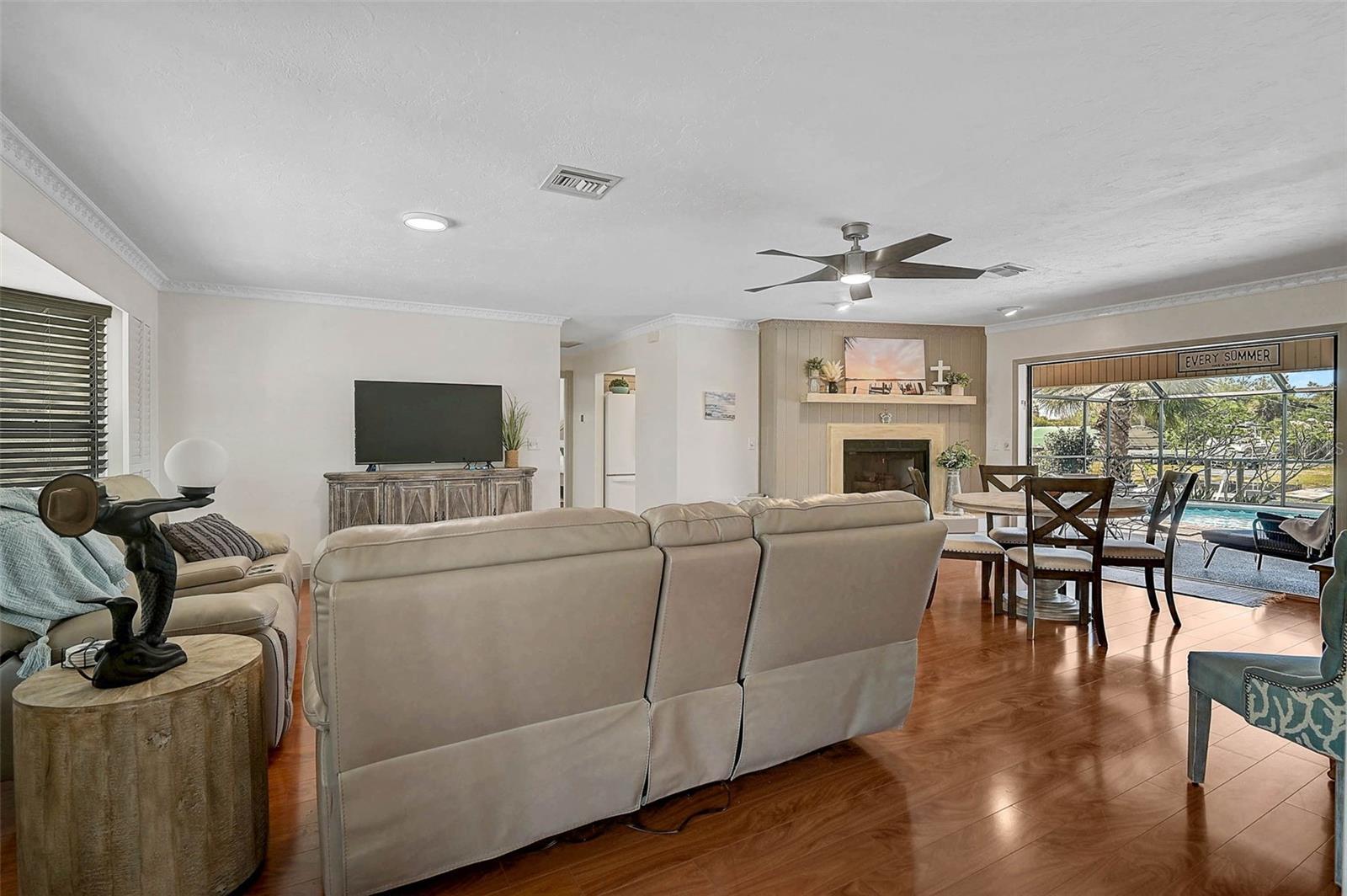 Image 5 of 53 For 801 5th Street