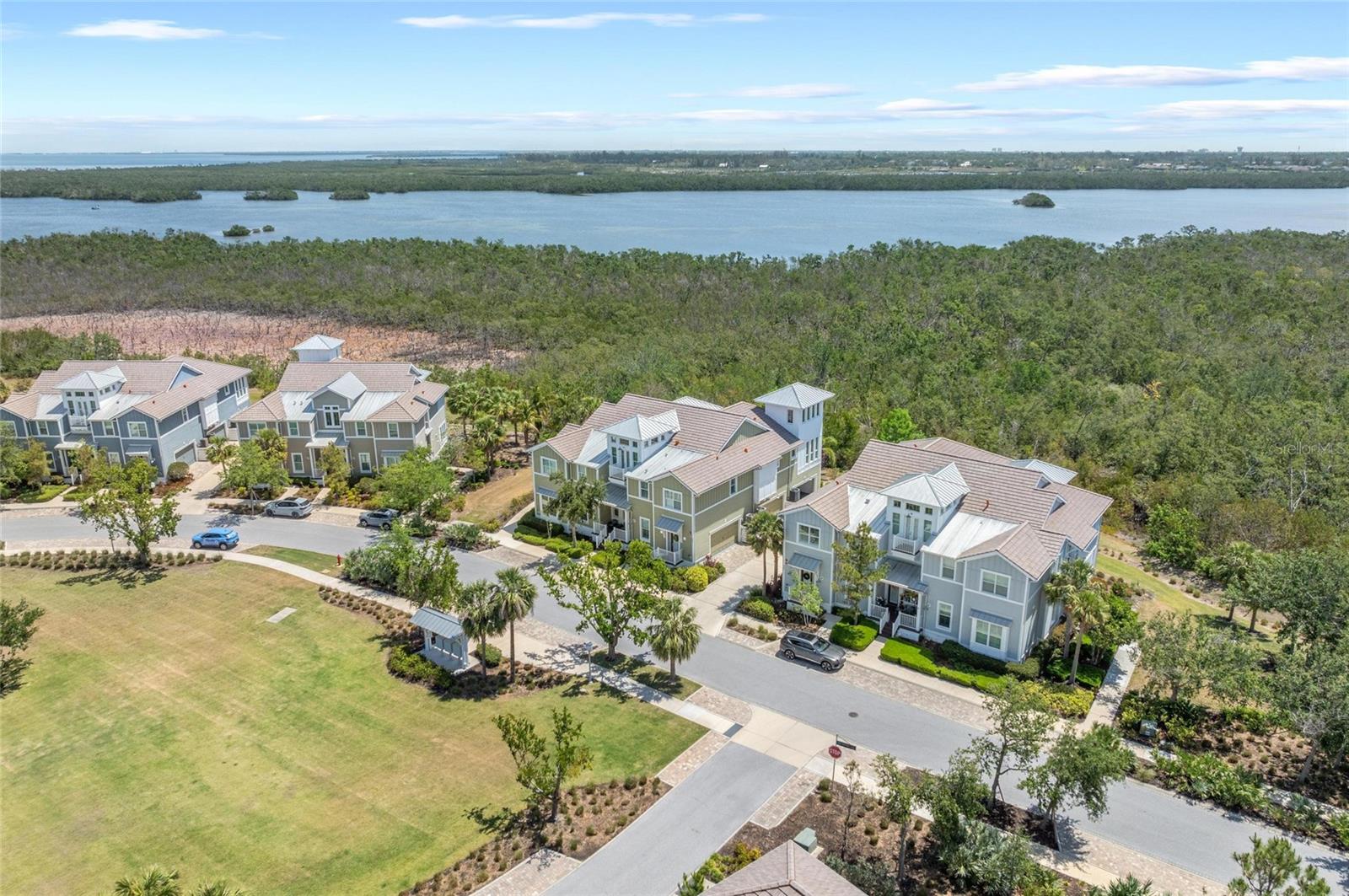 Image 2 of 100 For 241 Sapphire Lake Drive 201