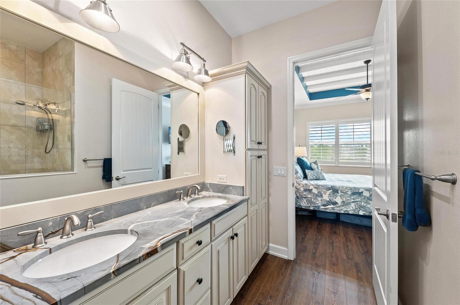 Image 34 of 100 For 241 Sapphire Lake Drive 201
