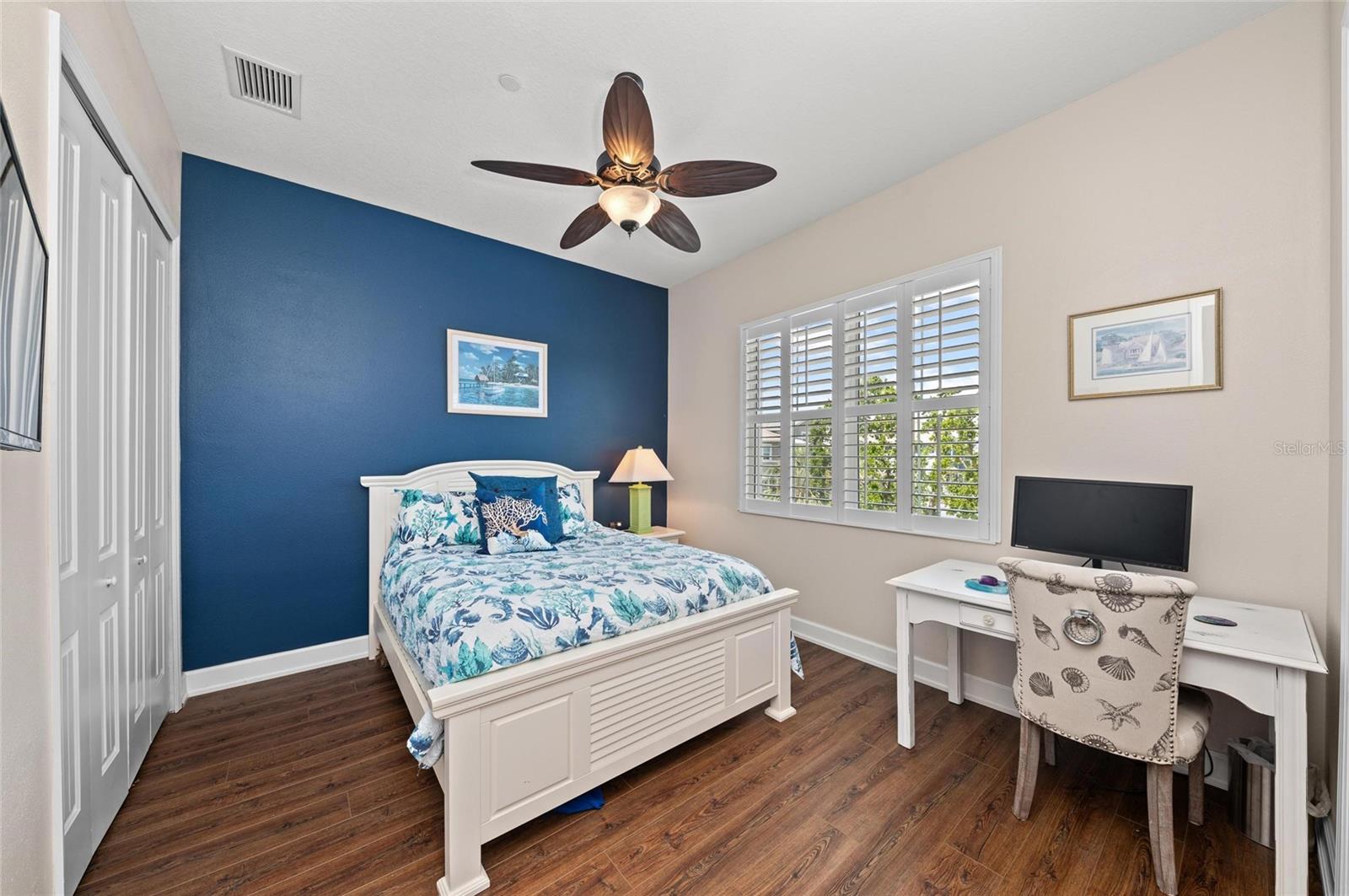 Image 37 of 100 For 241 Sapphire Lake Drive 201
