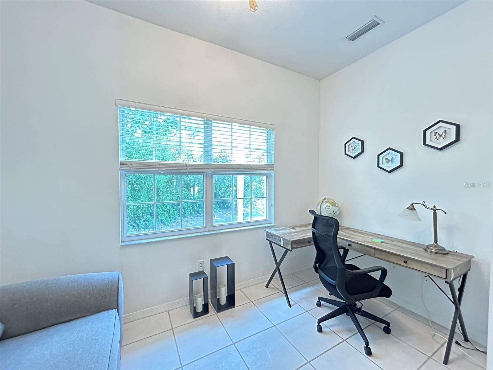 Image 11 of 25 For 3803 54th Drive W 202