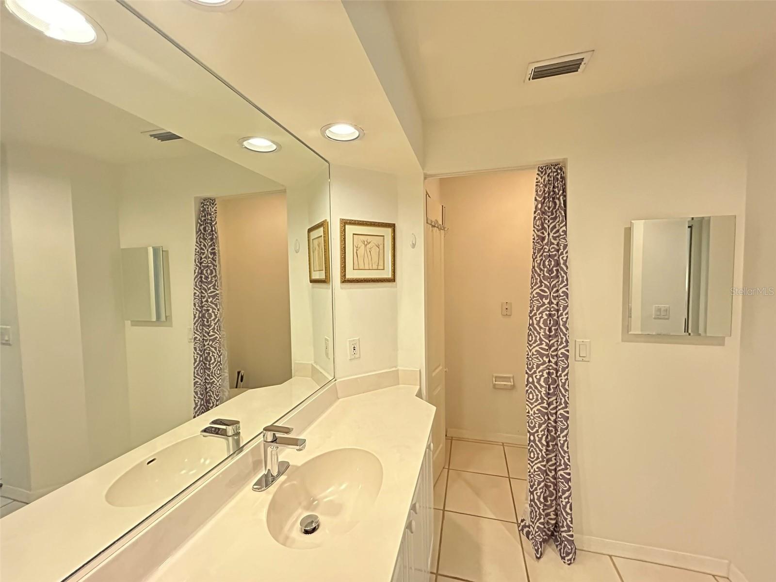 Image 19 of 25 For 3803 54th Drive W 202