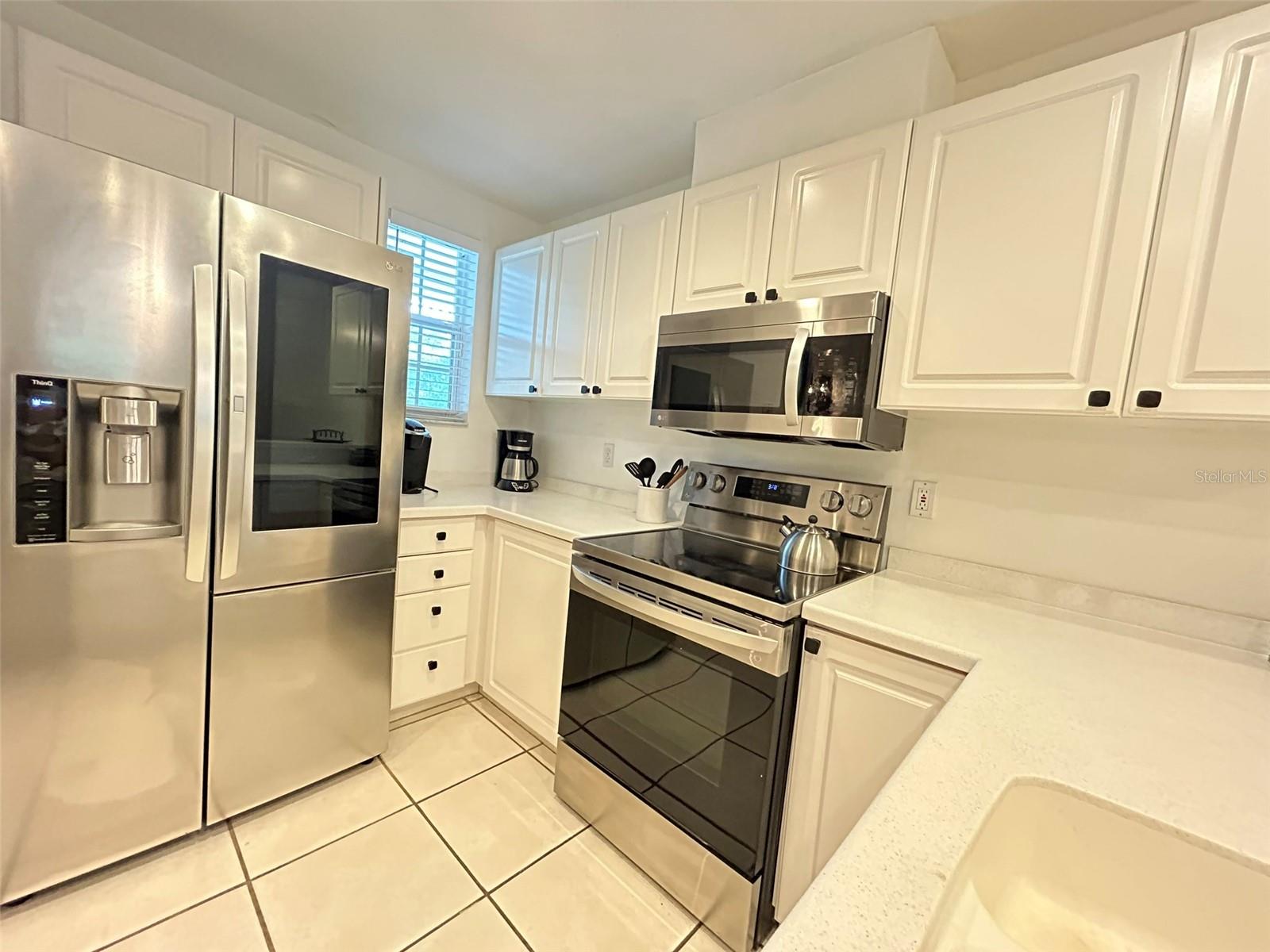 Image 4 of 25 For 3803 54th Drive W 202
