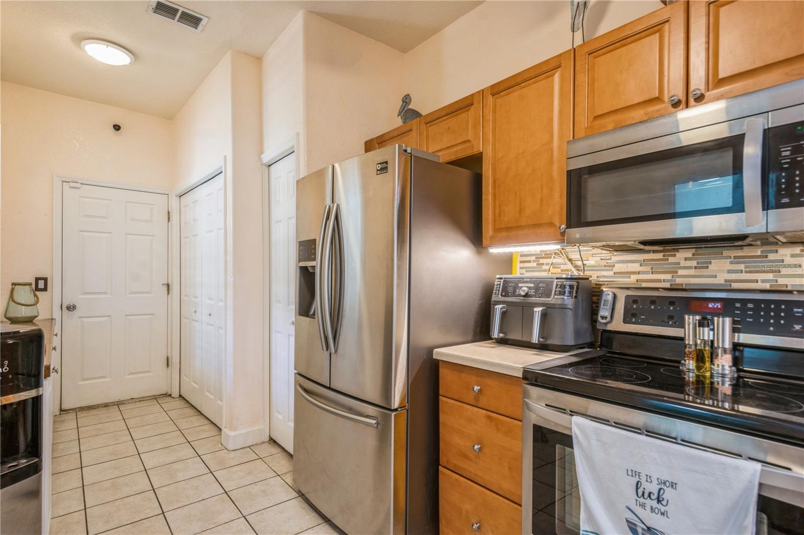 Image 8 of 36 For 5346 Neil Drive