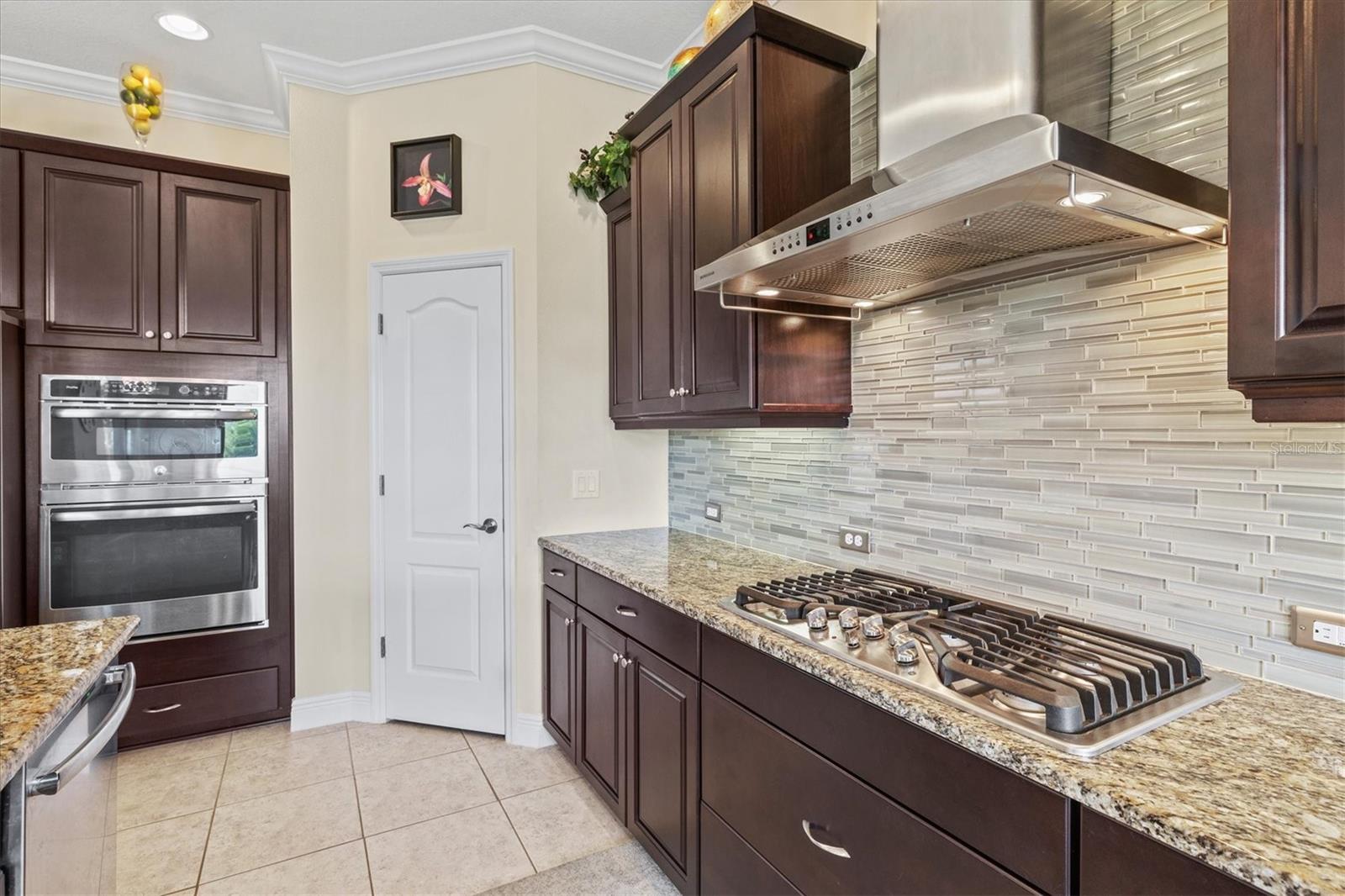 Image 13 of 52 For 10816 O Meara Way