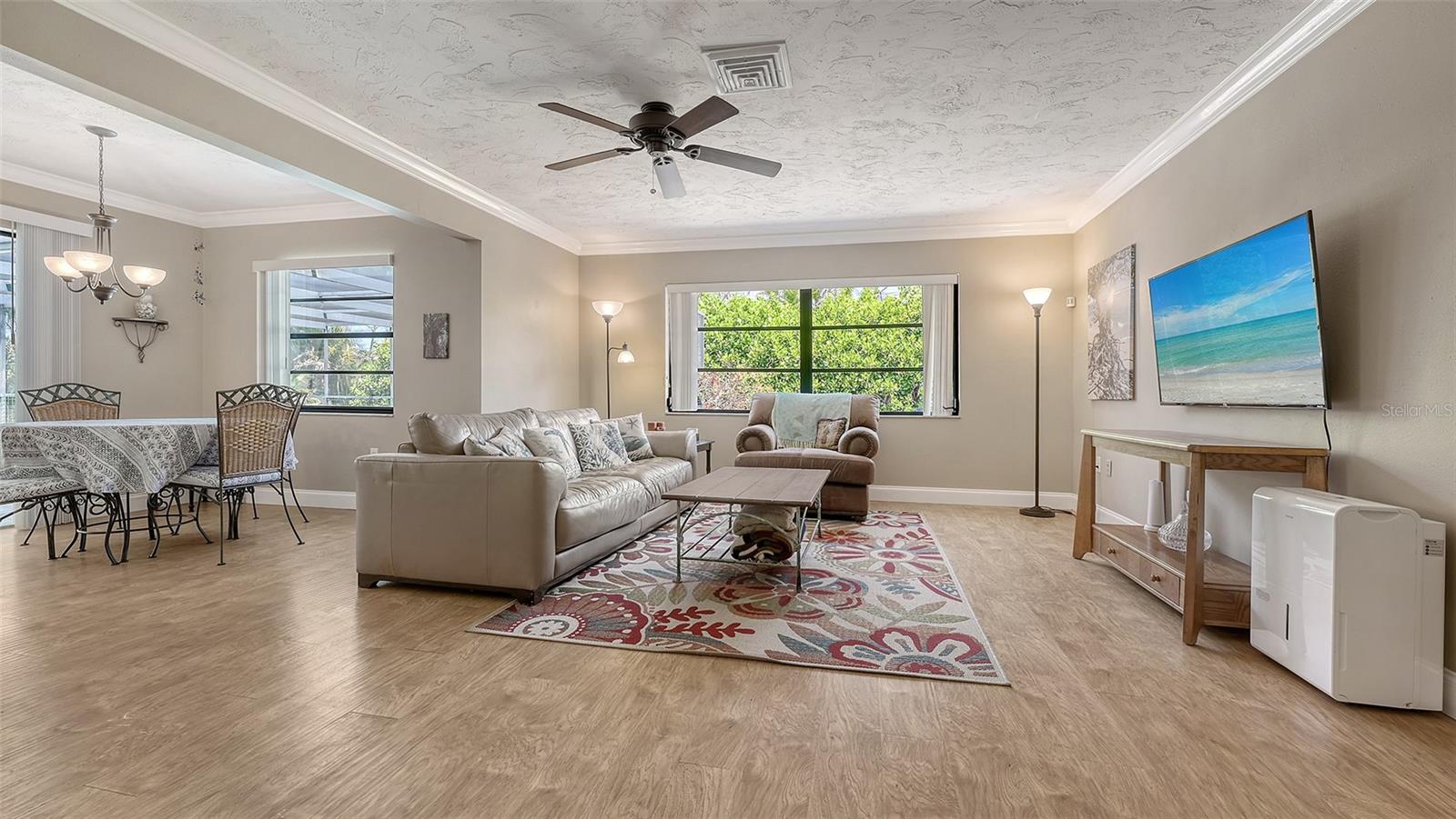 Image 24 of 49 For 301 Angelico Drive