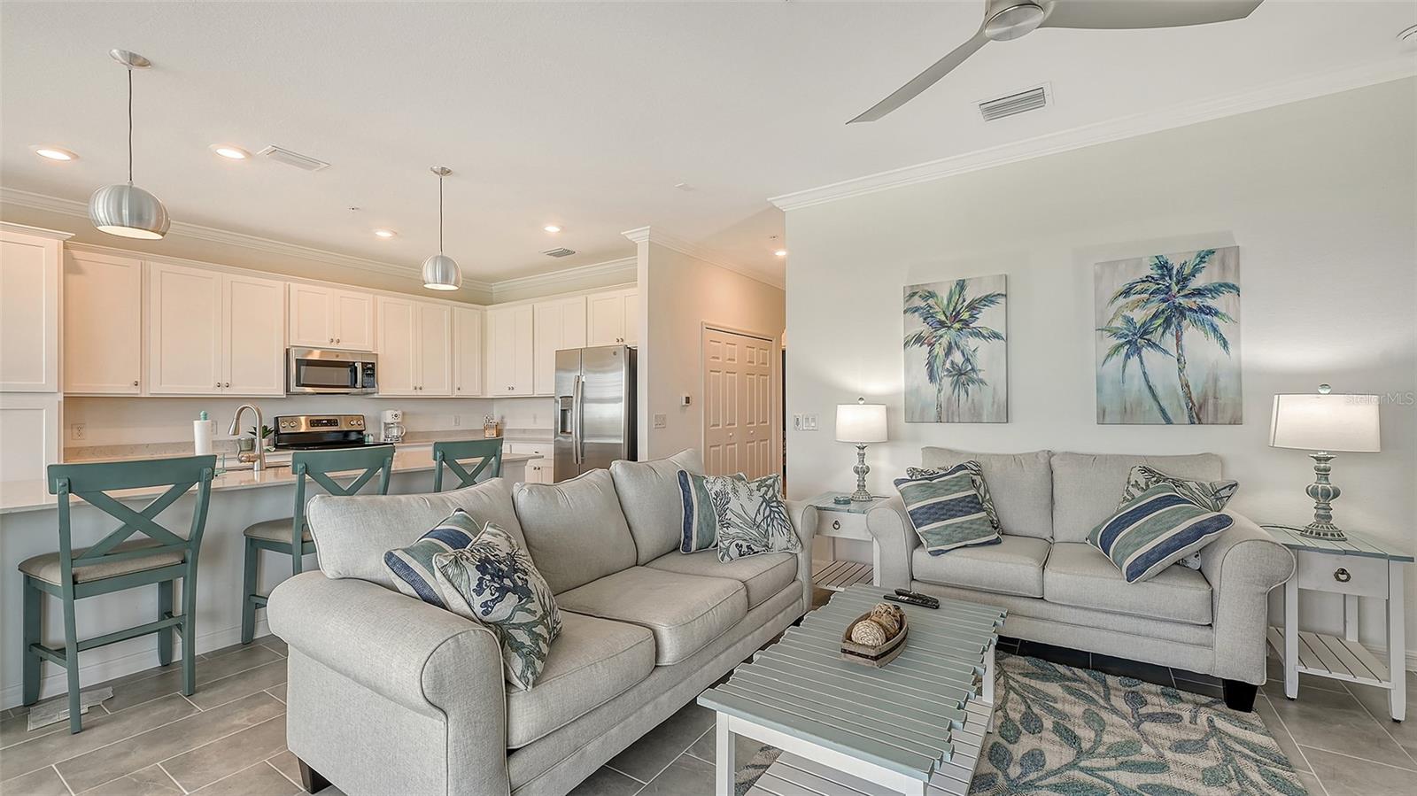 Image 11 of 72 For 17902 Gawthrop Drive 402