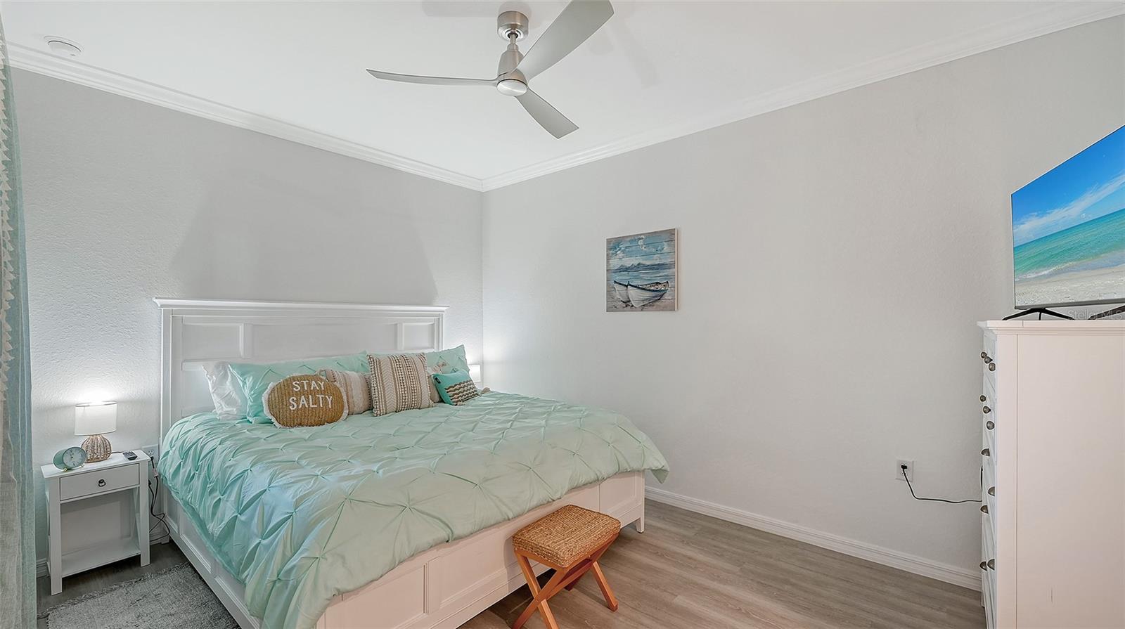Image 21 of 72 For 17902 Gawthrop Drive 402