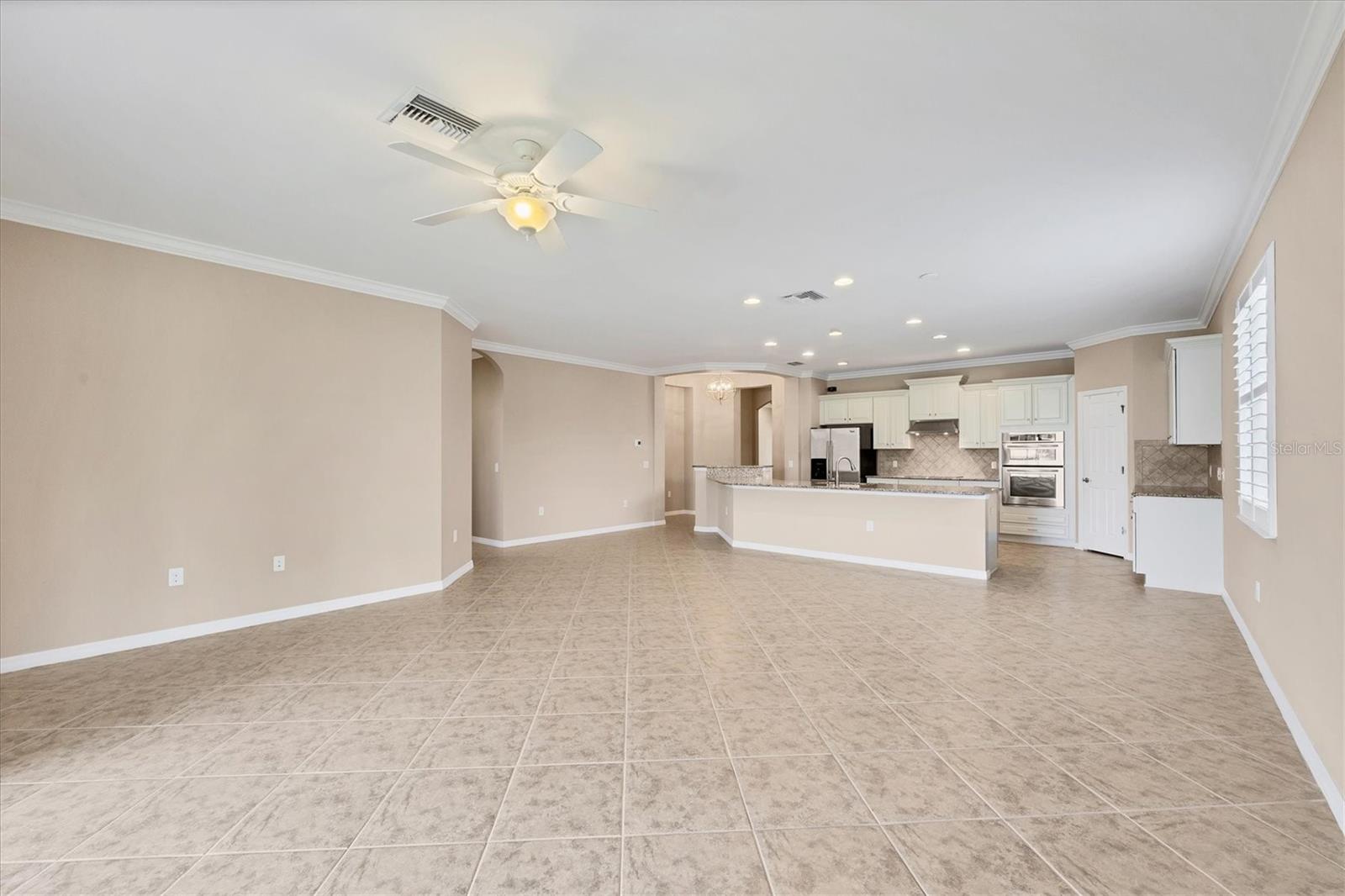 Image 16 of 63 For 19138 Kirella Street