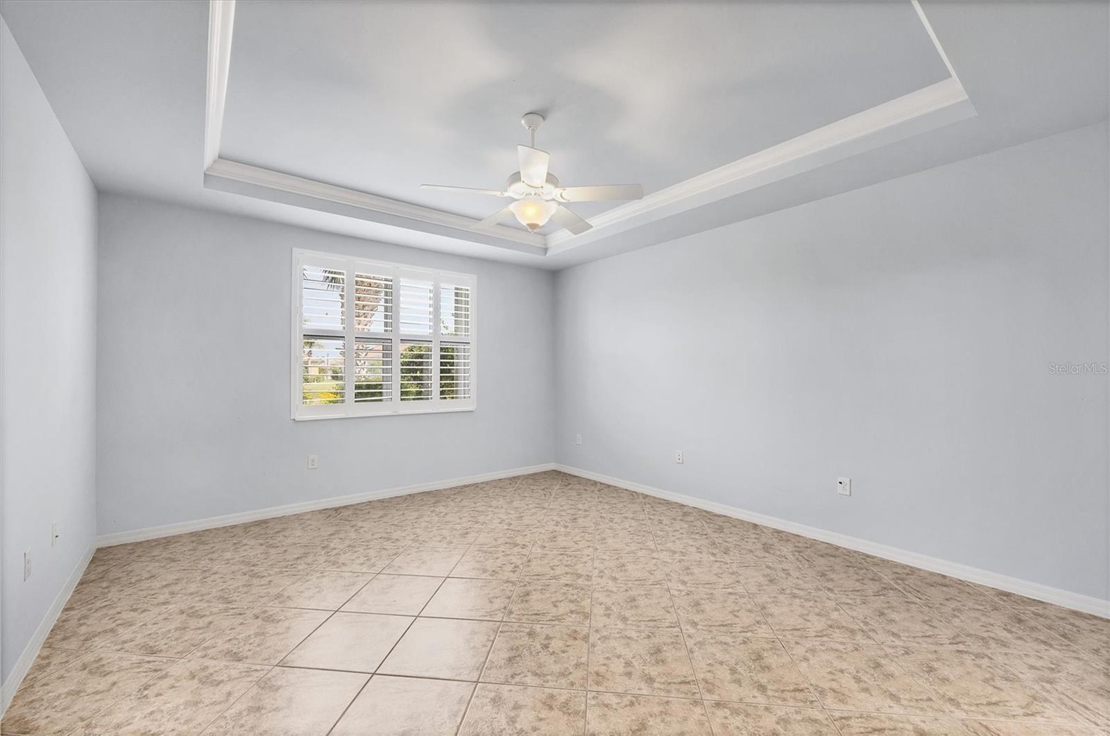 Image 19 of 63 For 19138 Kirella Street