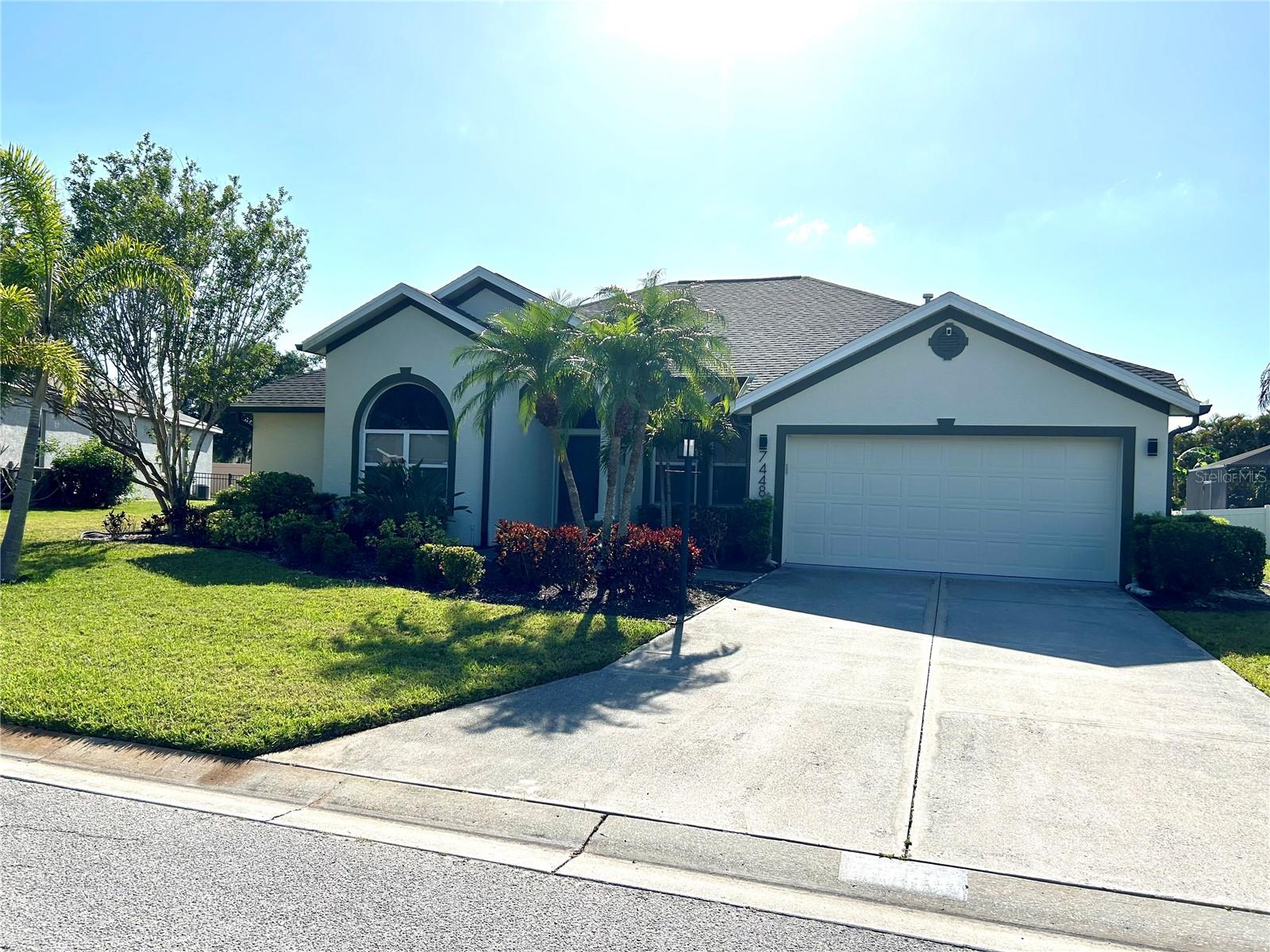 Image 3 of 51 For 7448 39th Court E